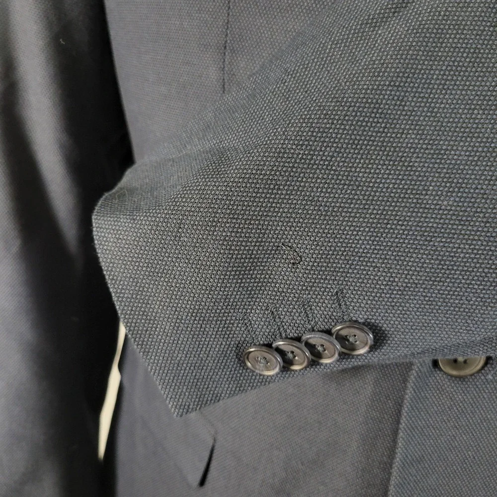 Banana Republic Men's Sport Coat Blazer Two Button Navy Birds Eye Poly Blend 42L